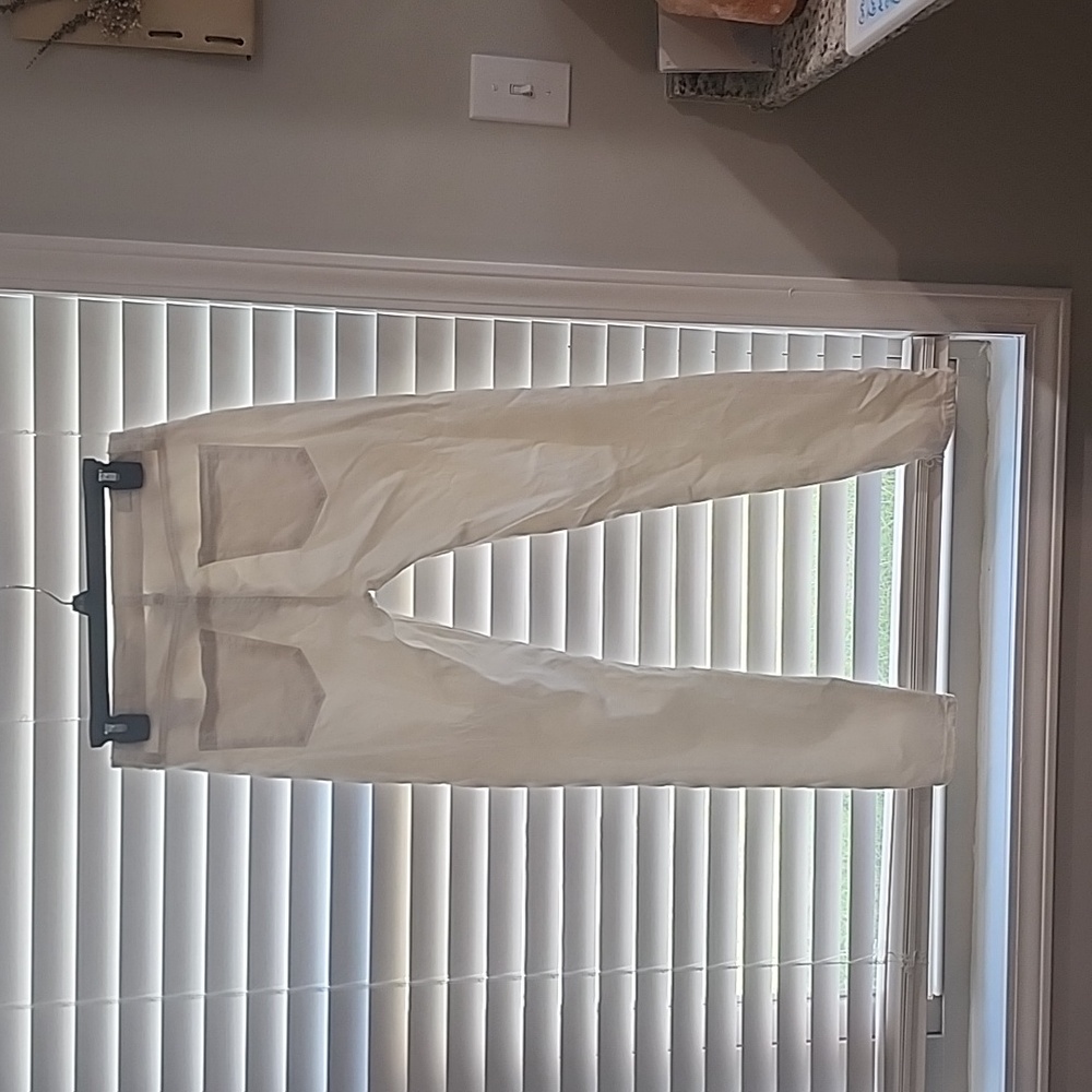 Blank NYC white skinny jeans